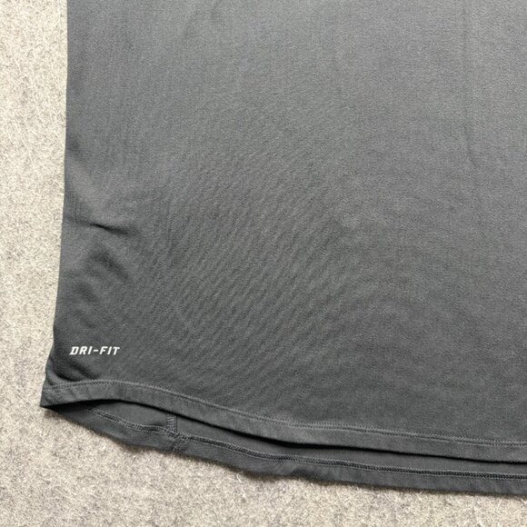 Nike Element 1/2 Zip Running Pullover Men XL Gray Reflective Long Sleeve - Picture 5 of 16